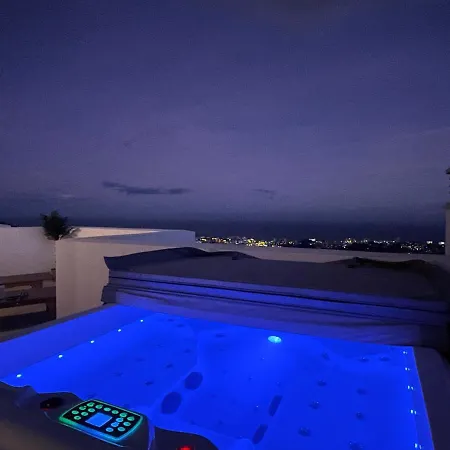 Bayview - Unique Top Modern Duplex Penthouse With Sea Views And A Private Hot Tub By Solrentspain * Benalmadena